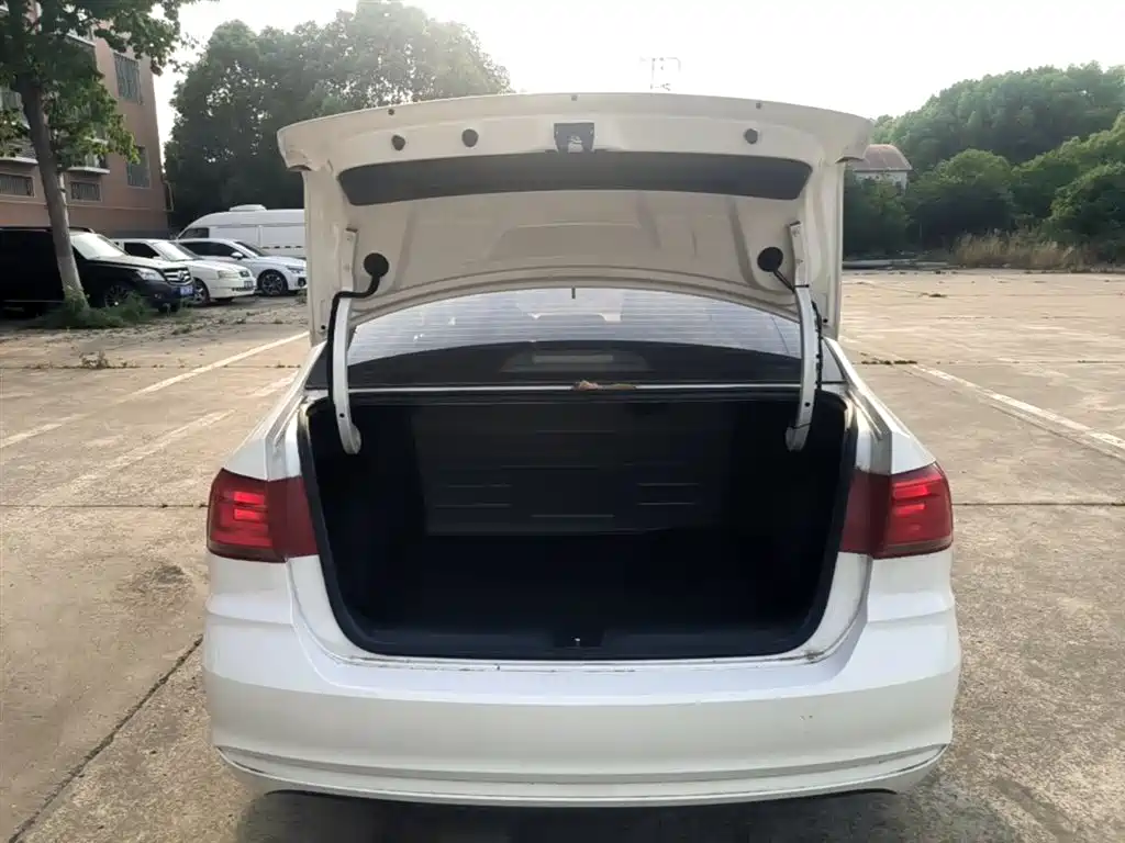 Volkswagen Santana 2019 1.5L Manual Trend China VI фото 15