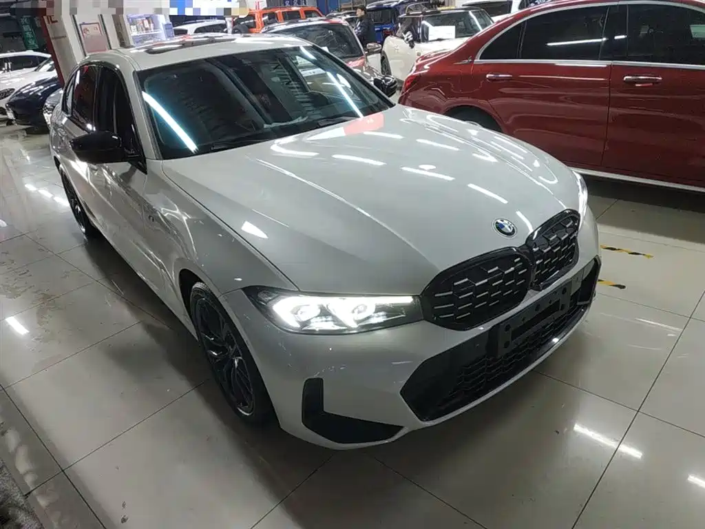 BMW 3 Series 2023 325Li M Sport Black Night Package фото 22