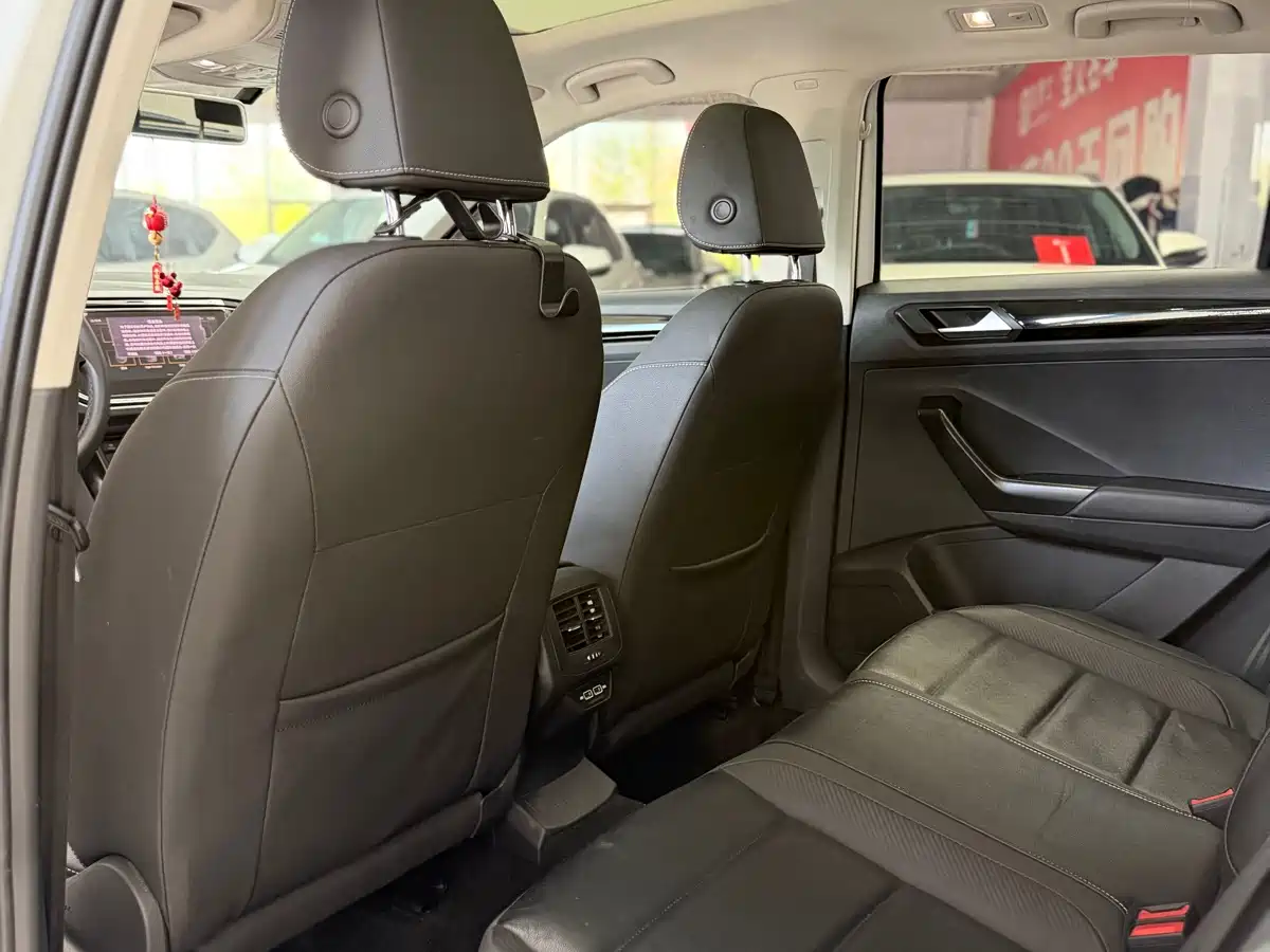 Volkswagen T-ROC 2022 280TSI DSG 2WD Comfort PLUS фото 5