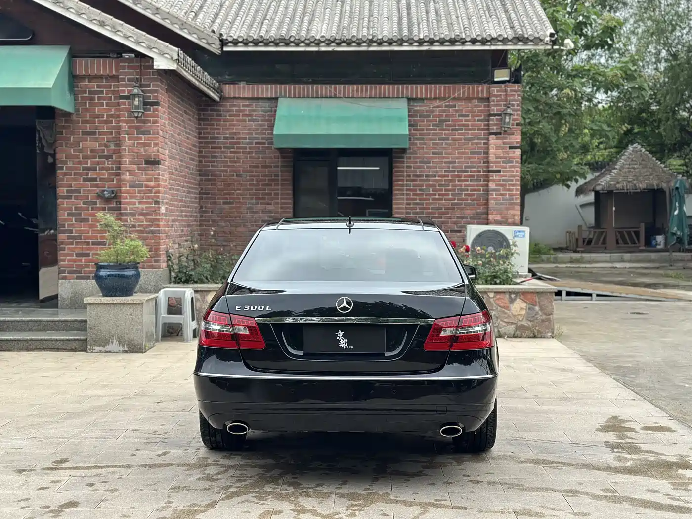 Mercedes-Benz E-Class 2013 E 300 L Fashion Luxury фото 5