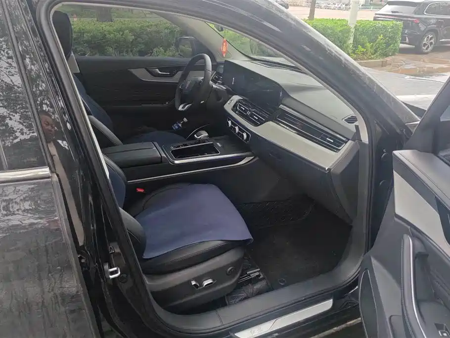 Hongqi HS5 2025 2.0T 2WD Qixiang Pro фото 8