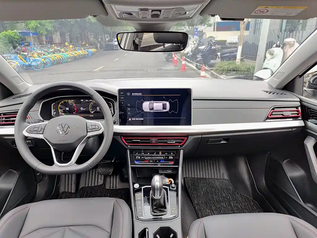 Volkswagen Lavida 2024 Model 300TSI DSG Starlight Leading Edition фото 10