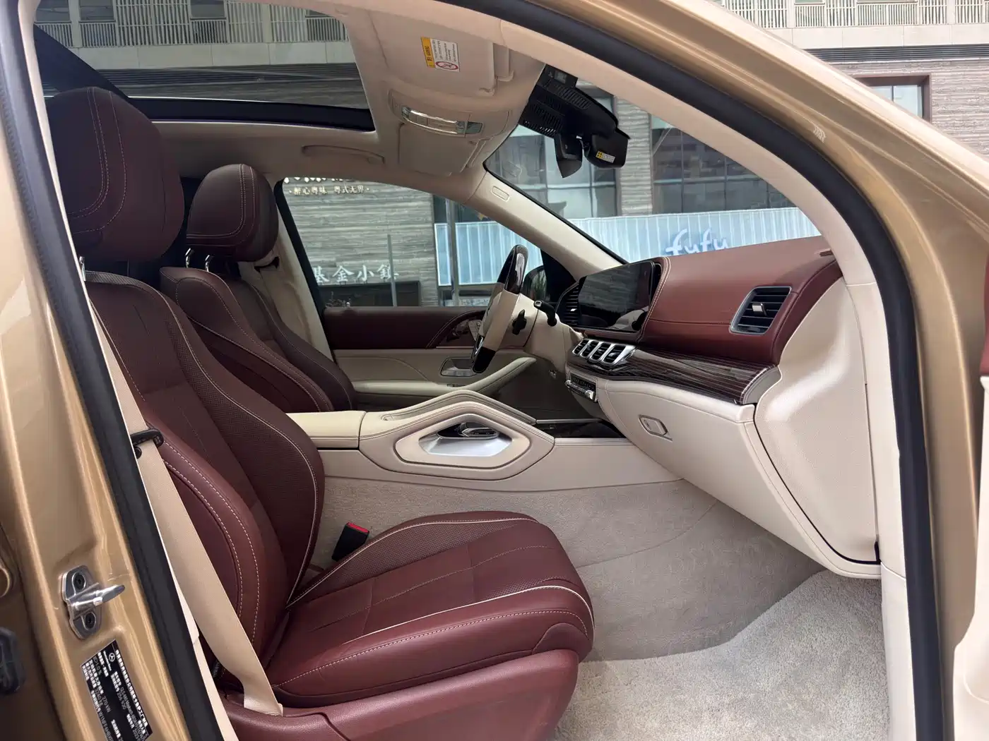 Mercedes-Benz Maybach GLS 2022 GLS 480 4MATIC фото 18