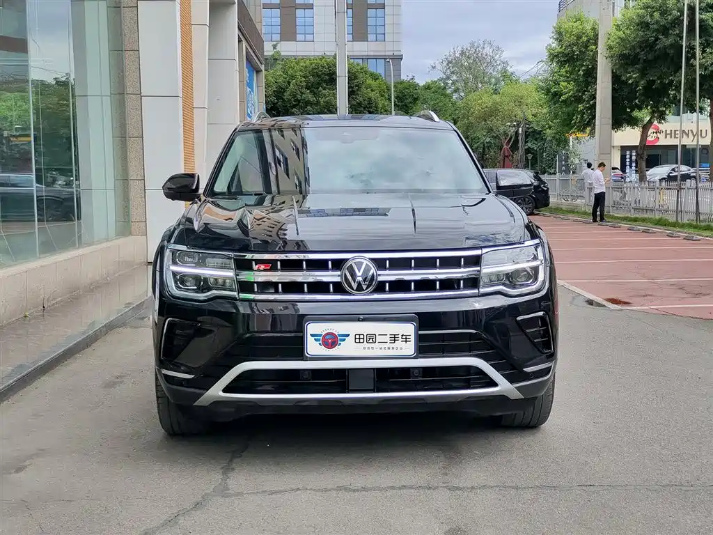 Volkswagen Teramont 2024 380TSI 4WD Prestige Luxury Edition фото 2