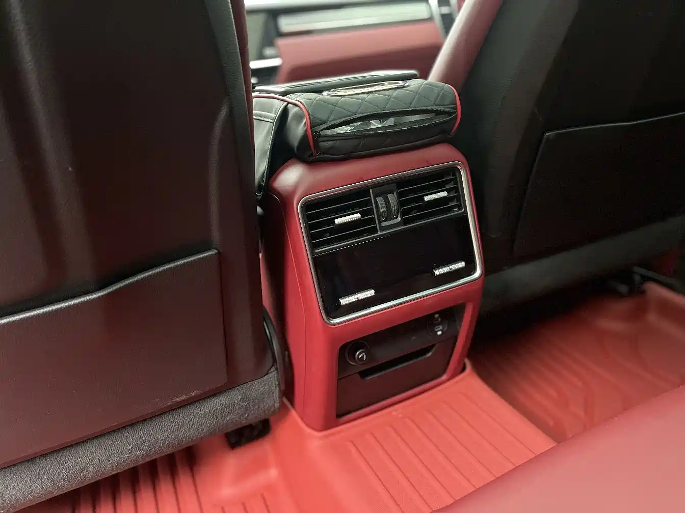Porsche Cayenne 2023 Cayenne 3.0T Platinum Edition фото 21