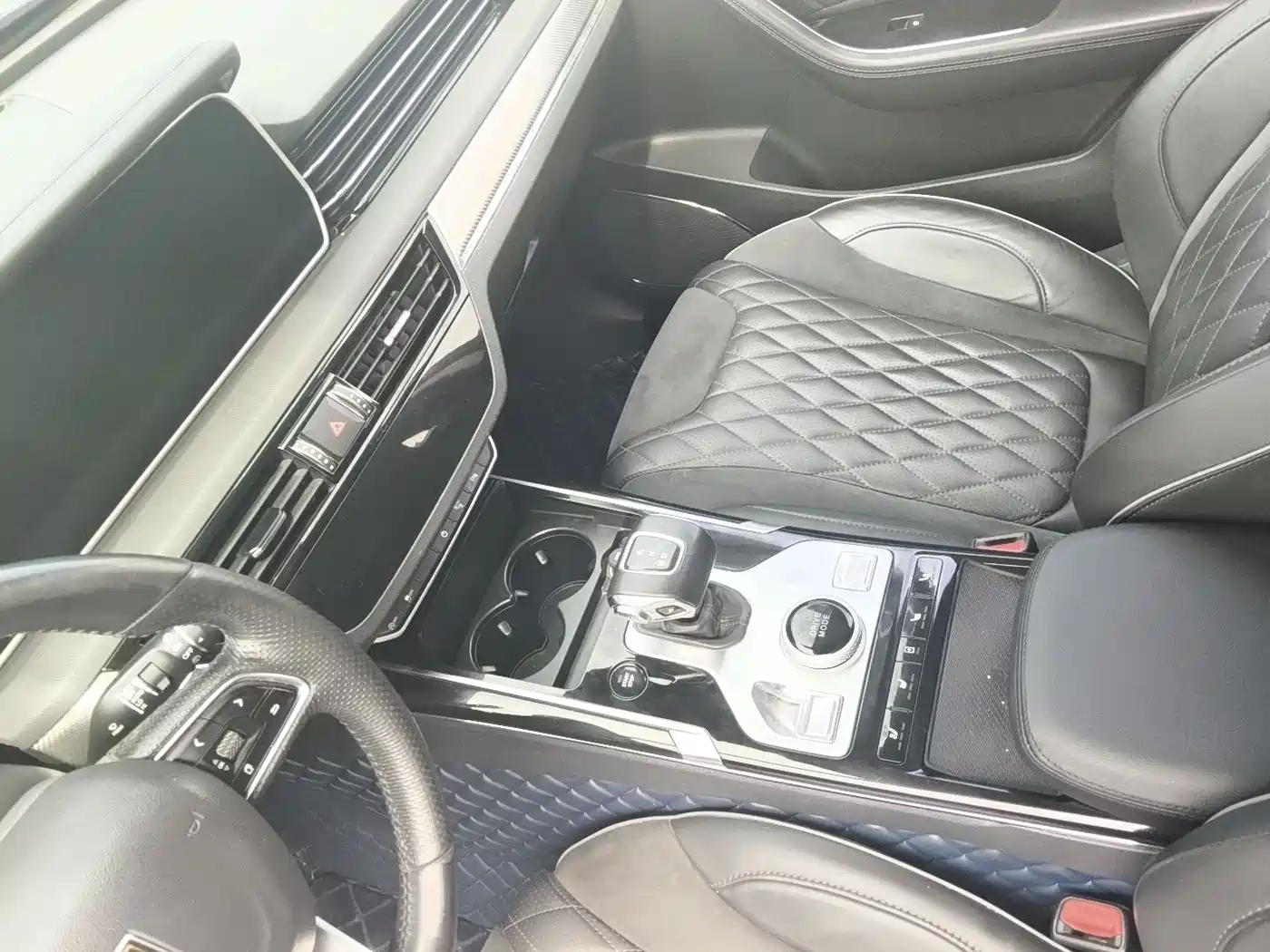 Hongqi HS5 2019 2.0T Smart Connect Enjoy Edition фото 5