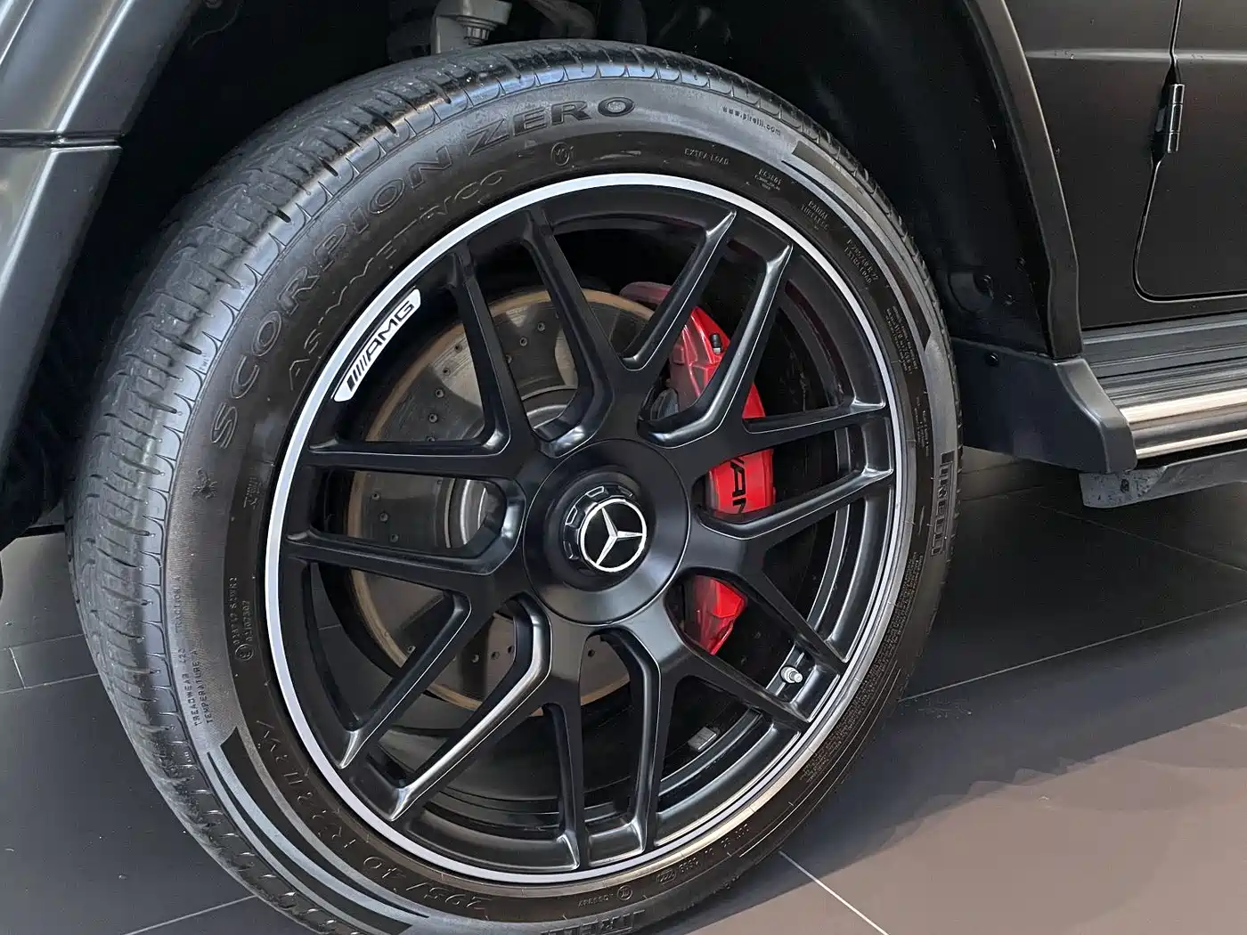 Mercedes-Benz G-Class AMG 2023 AMG G 63 фото 5