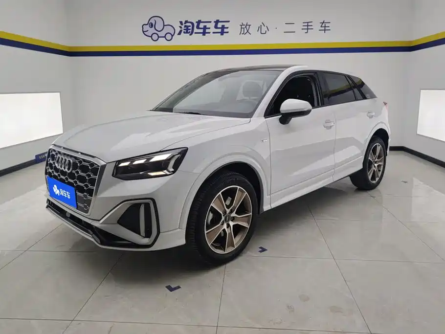 Фото 1 - Audi Q2L