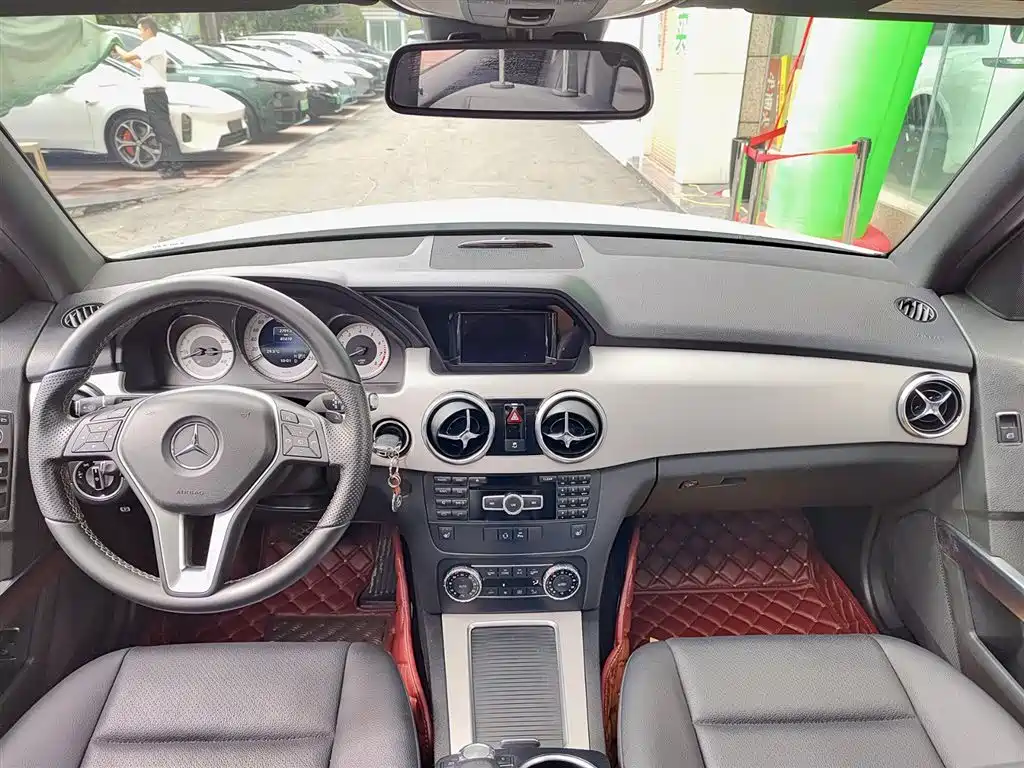Mercedes-Benz GLK-Class 2013 Facelift GLK 300 4MATIC Fashion фото 10