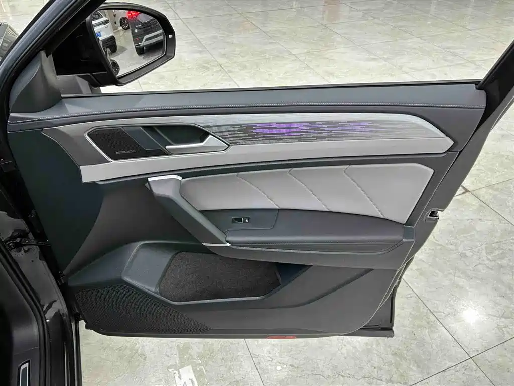 Volkswagen Tayron 2023 380TSI 4WD R-Line Pro Smart Edition фото 12