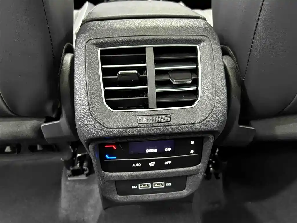 Volkswagen Tayron 2023 380TSI 4WD R-Line Pro Smart Edition фото 15