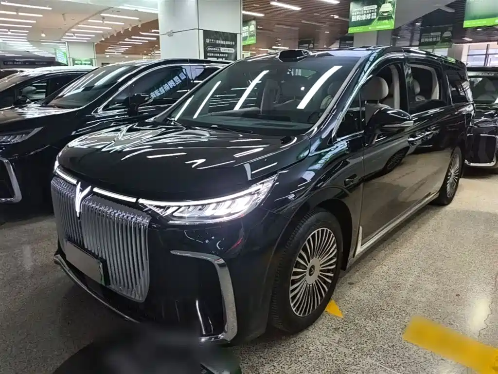 Voyah Auto Voyah Dreamer 2025 Model PHEV 4WD Excellent QianKun Edition фото 2