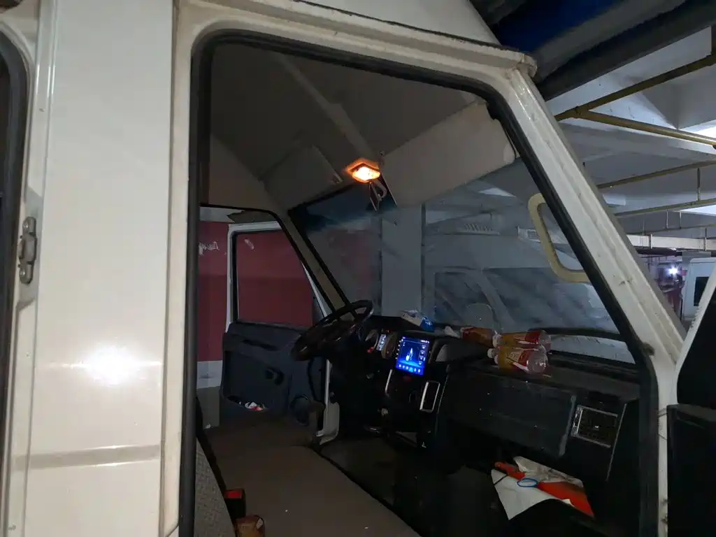 Iveco Daily 2018 2017 Model 2.5T A35 Bus 5-7 Seats 47Z5