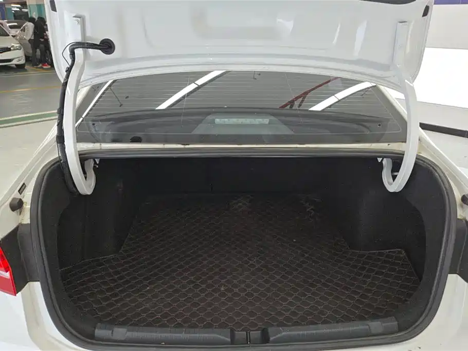 Volkswagen Lavida 2019 280TSI DSG Comfort Edition China VI фото 4
