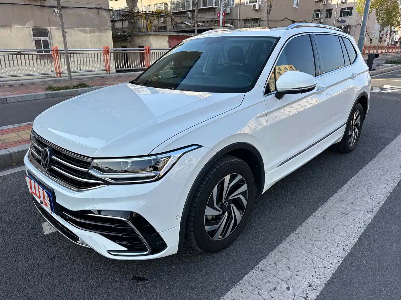 Volkswagen Tiguan L 2024 Outstanding 330TSI Auto 2WD R-Line Dragon Glory Edition