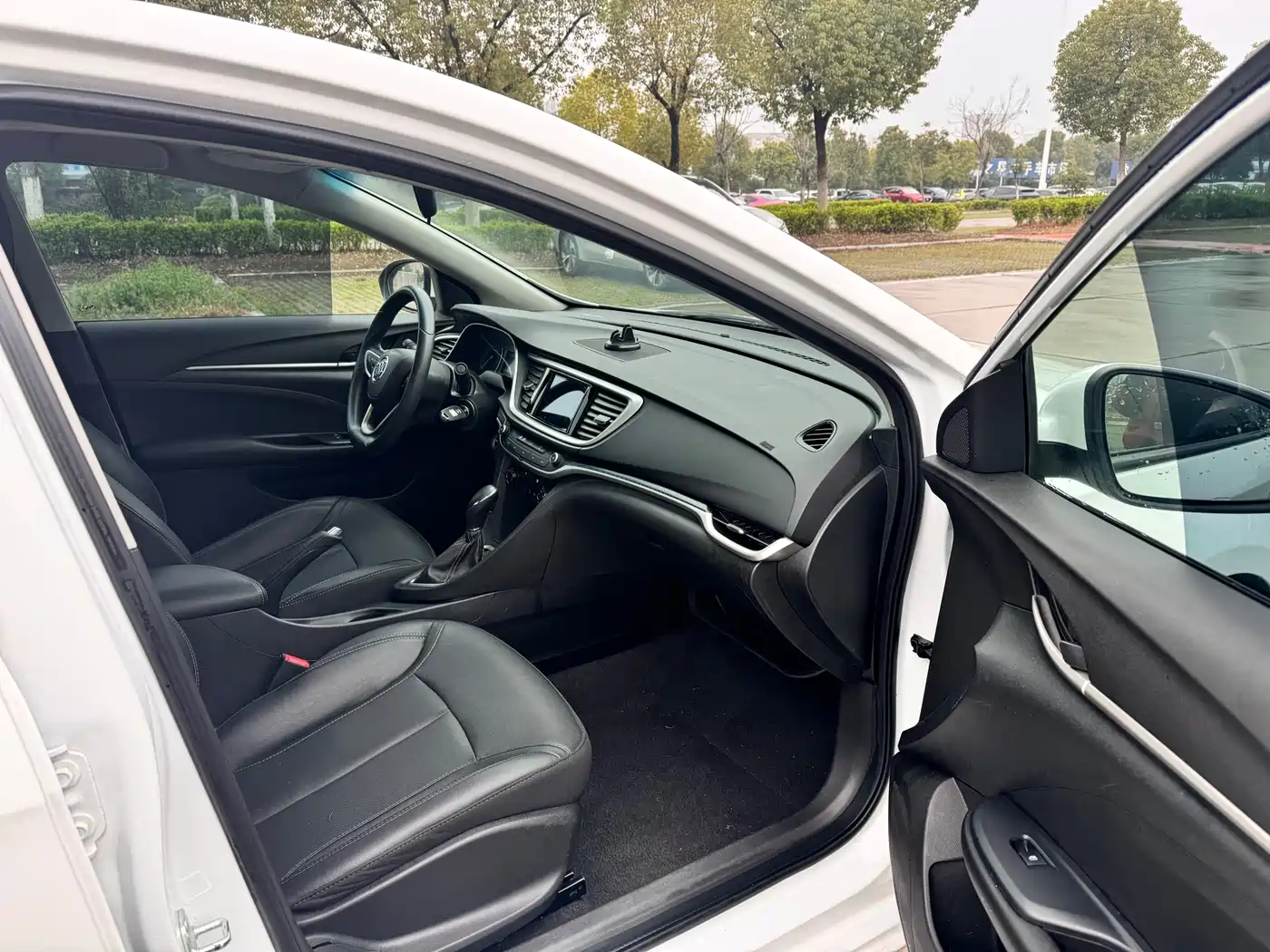 Buick Excelle 2021 1.3T Auto Mild Hybrid Elite фото 9