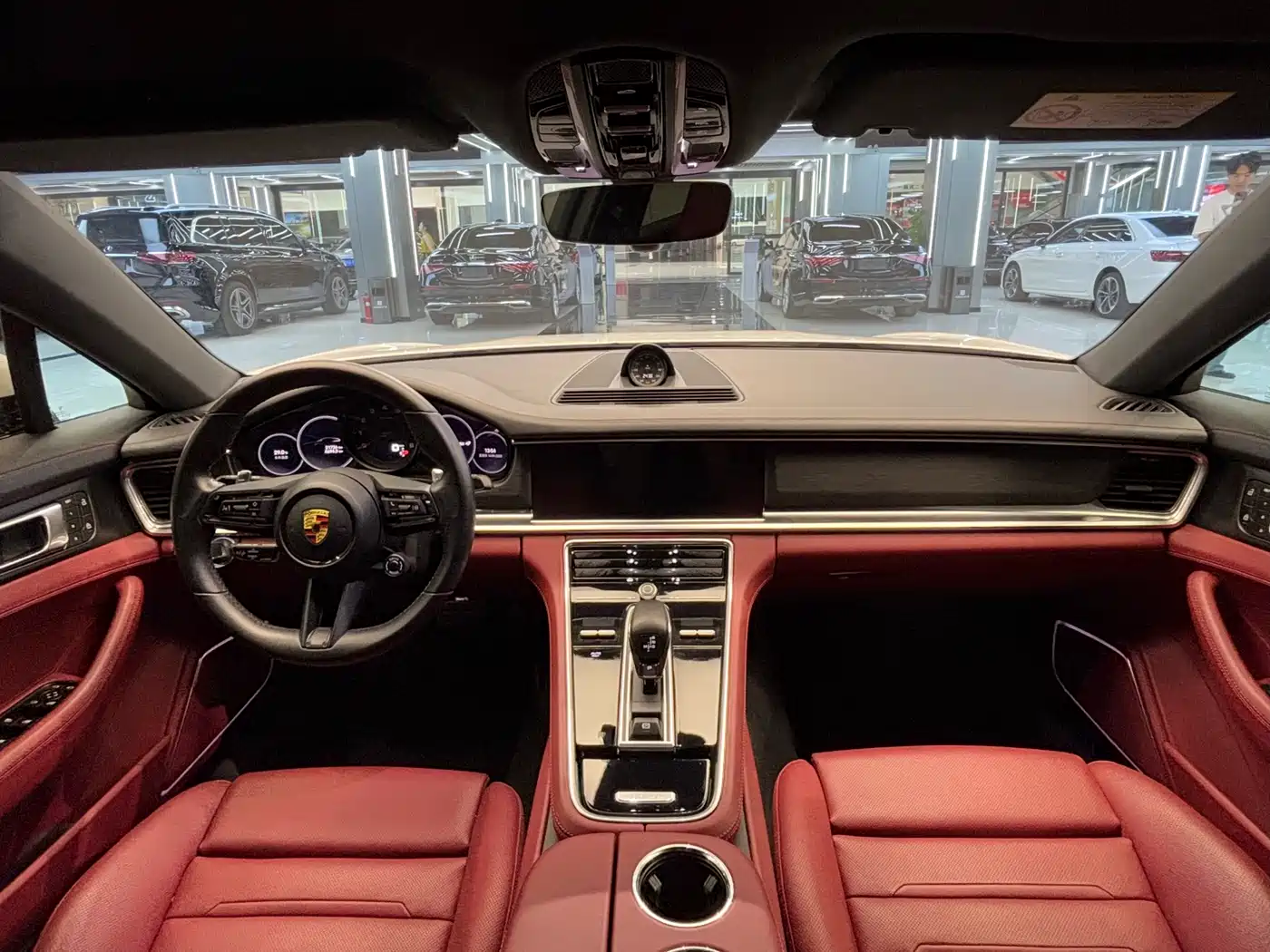 Porsche Panamera 2023 Panamera 4 Executive Long Wheelbase 2.9T фото 8