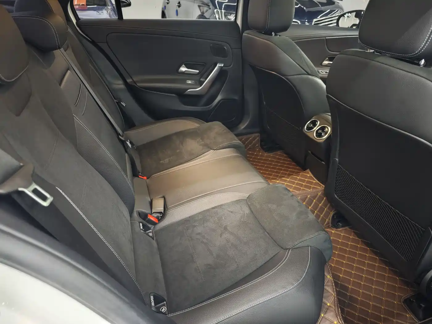Mercedes-Benz A-Class 2020 A 180 L Sport Sedan фото 8