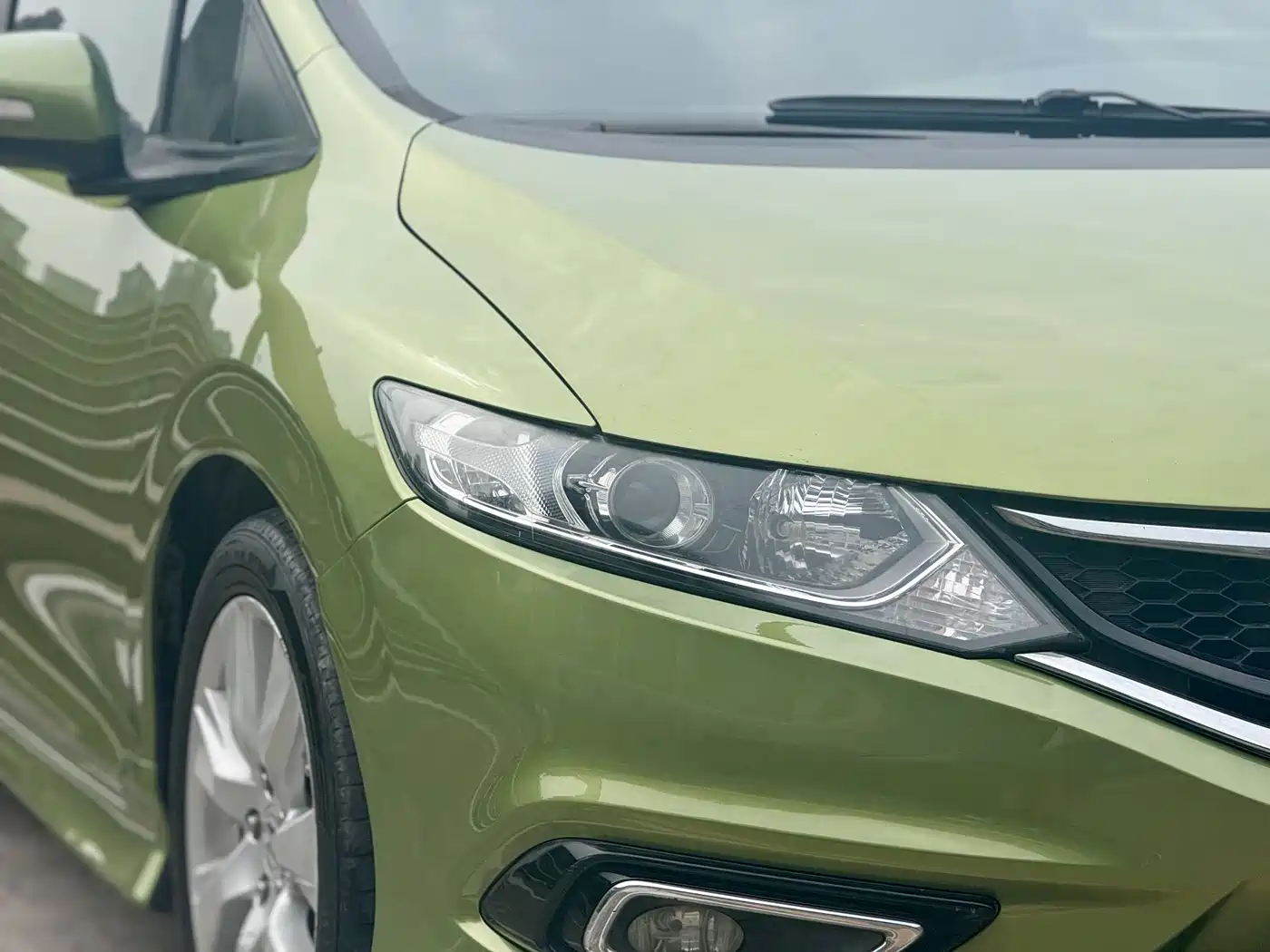 Honda Jade 2016 2014 1.8L CVT Luxury 5-seater