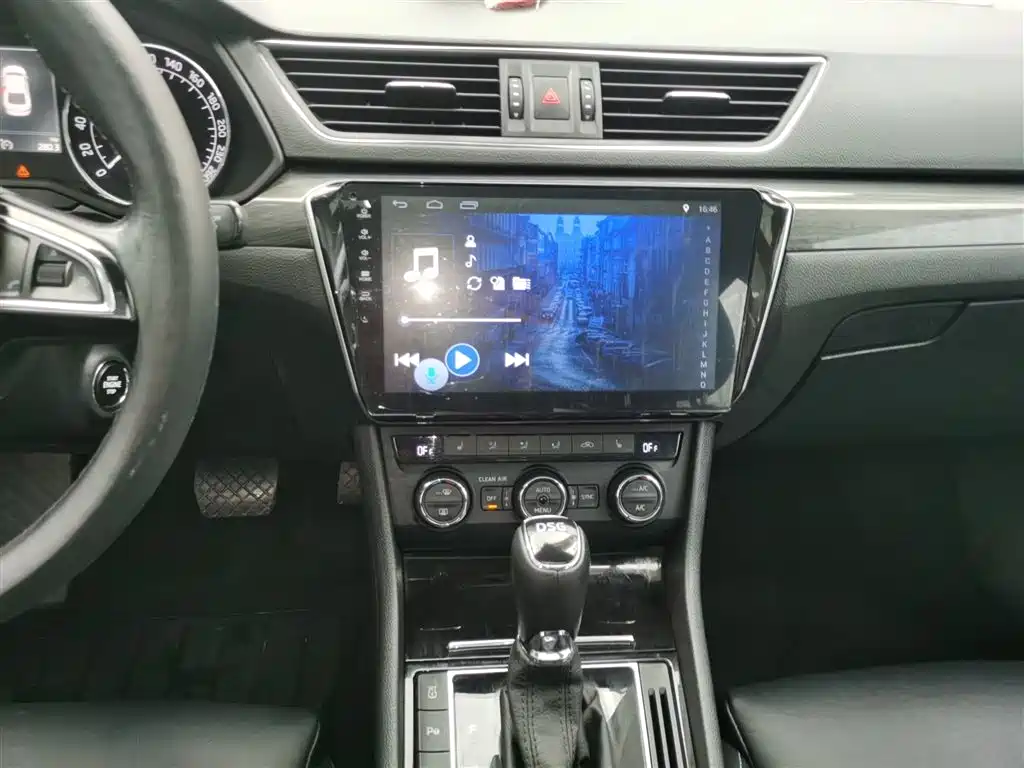 Škoda Superb 2016 TSI330 DSG Smart Edition фото 13