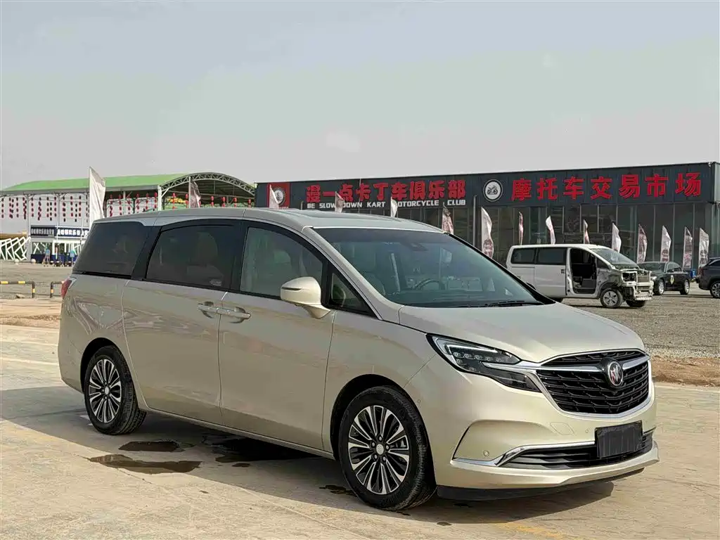 BUICK GL8