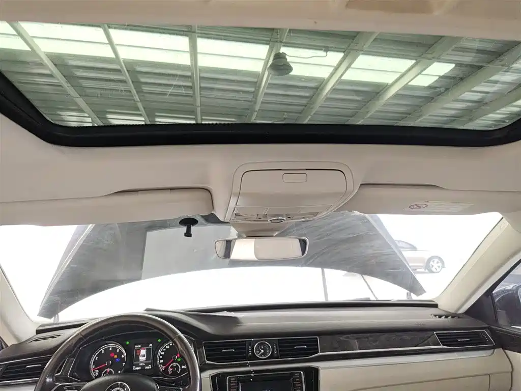 Volkswagen Passat 2016 380TSI DSG Premium Edition фото 14