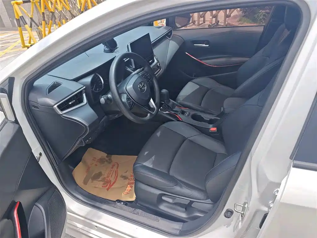 Toyota Levin 2021 185T CVT Sport Edition фото 7