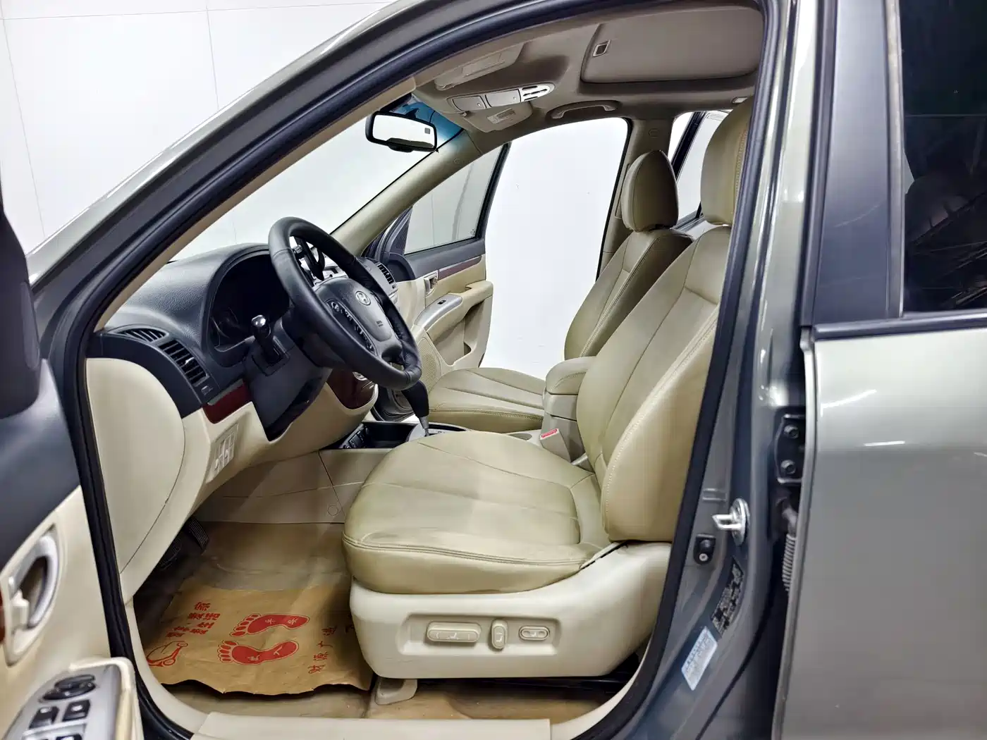 Hyundai Santa Fe Classic 2009 2.7 Luxury фото 11