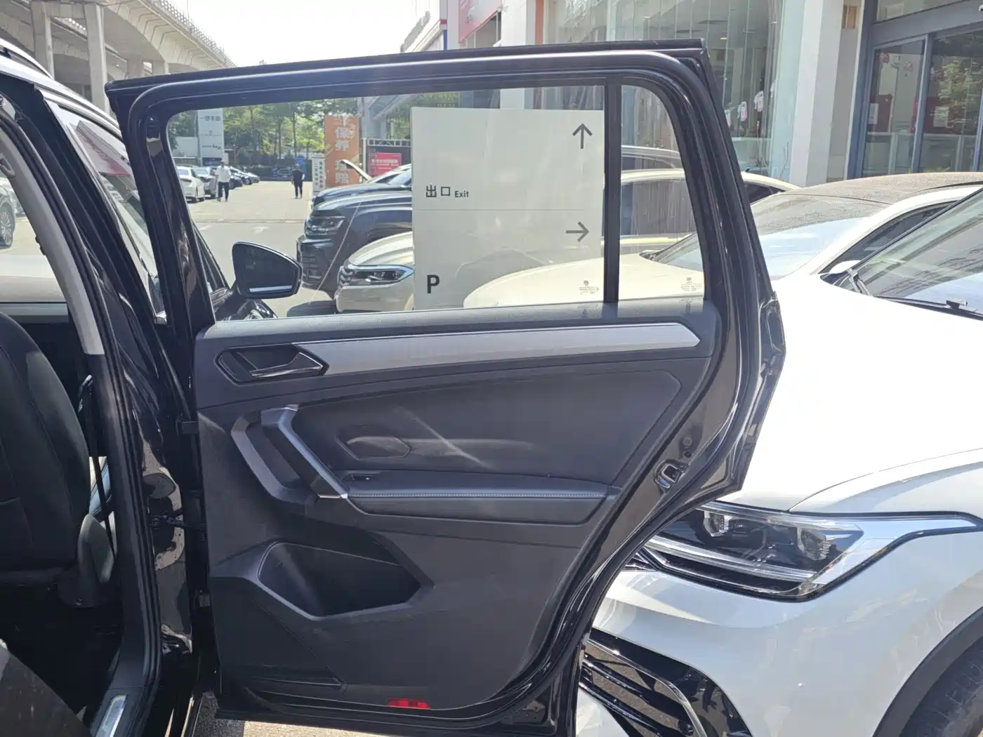 VOLKSWAGEN TIGUAN L NEW ENERGY