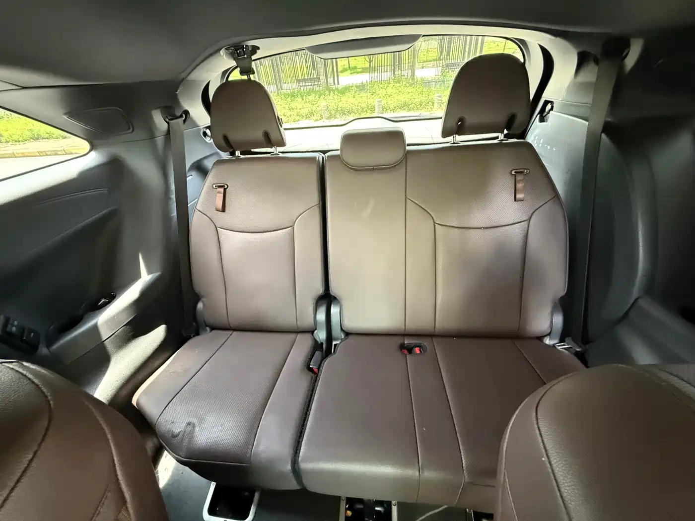 Toyota Sienna 2021 2.5L Hybrid Platinum Edition фото 13