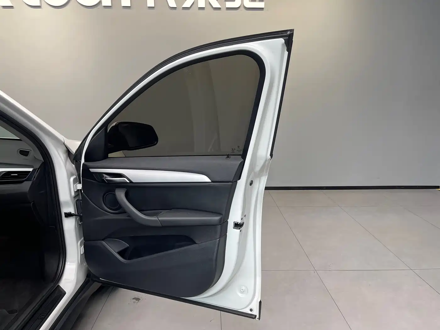 BMW X1 2018 sDrive18Li Fashion Model фото 29