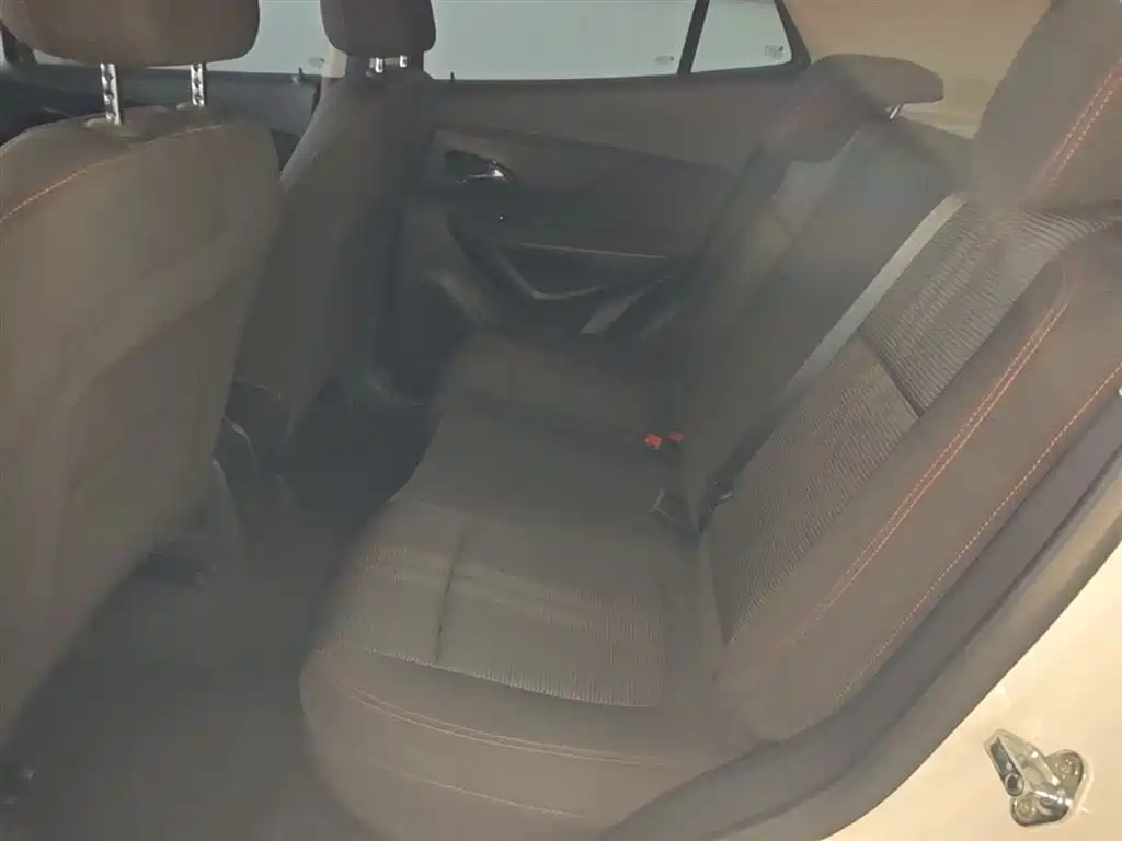 Buick Encore 2017 18T Automatic 2WD Urban Leading фото 17
