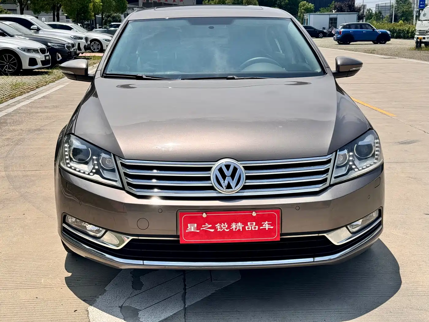 Фото 2 - Volkswagen Magotan