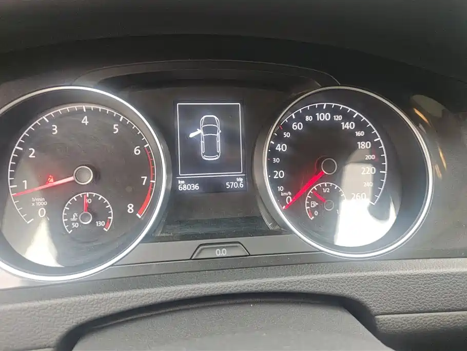 Volkswagen Golf 2018 230TSI Automatic Comfort фото 14