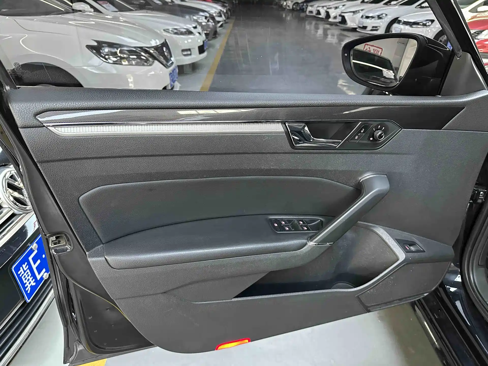 Фото 16 - Volkswagen Passat