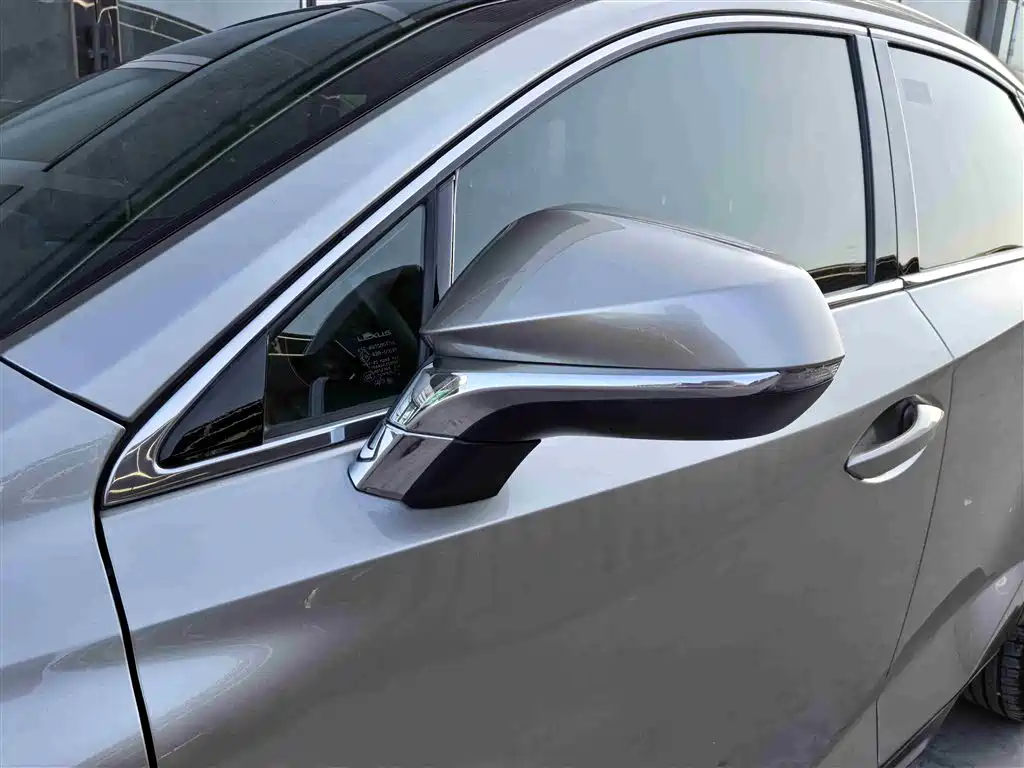 Lexus NX 2017 200 FWD Sharp Edition фото 15