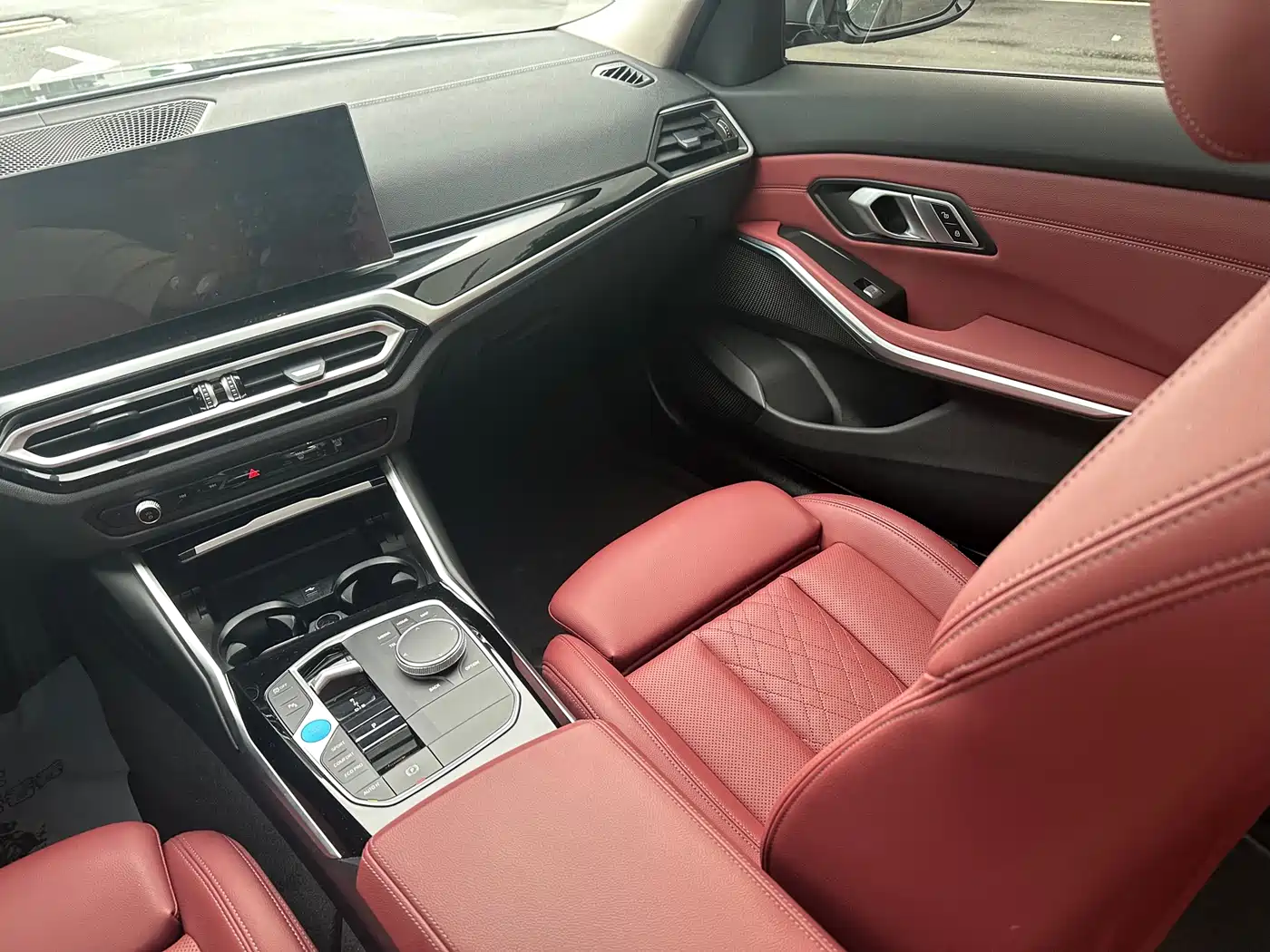 BMW i3 2024 eDrive 35 L фото 8