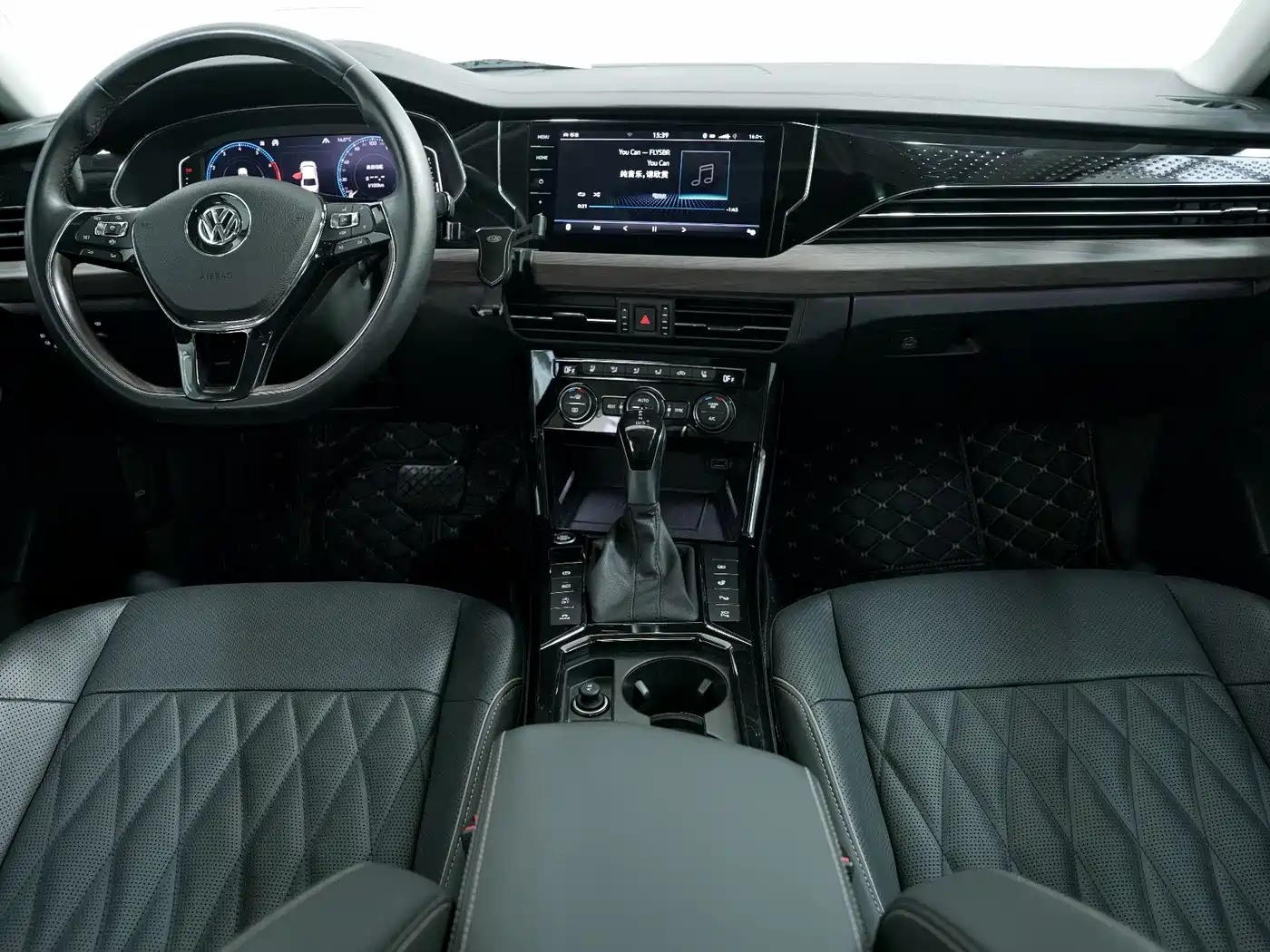 Volkswagen Passat 2019 380TSI Flagship Edition China VI фото 4