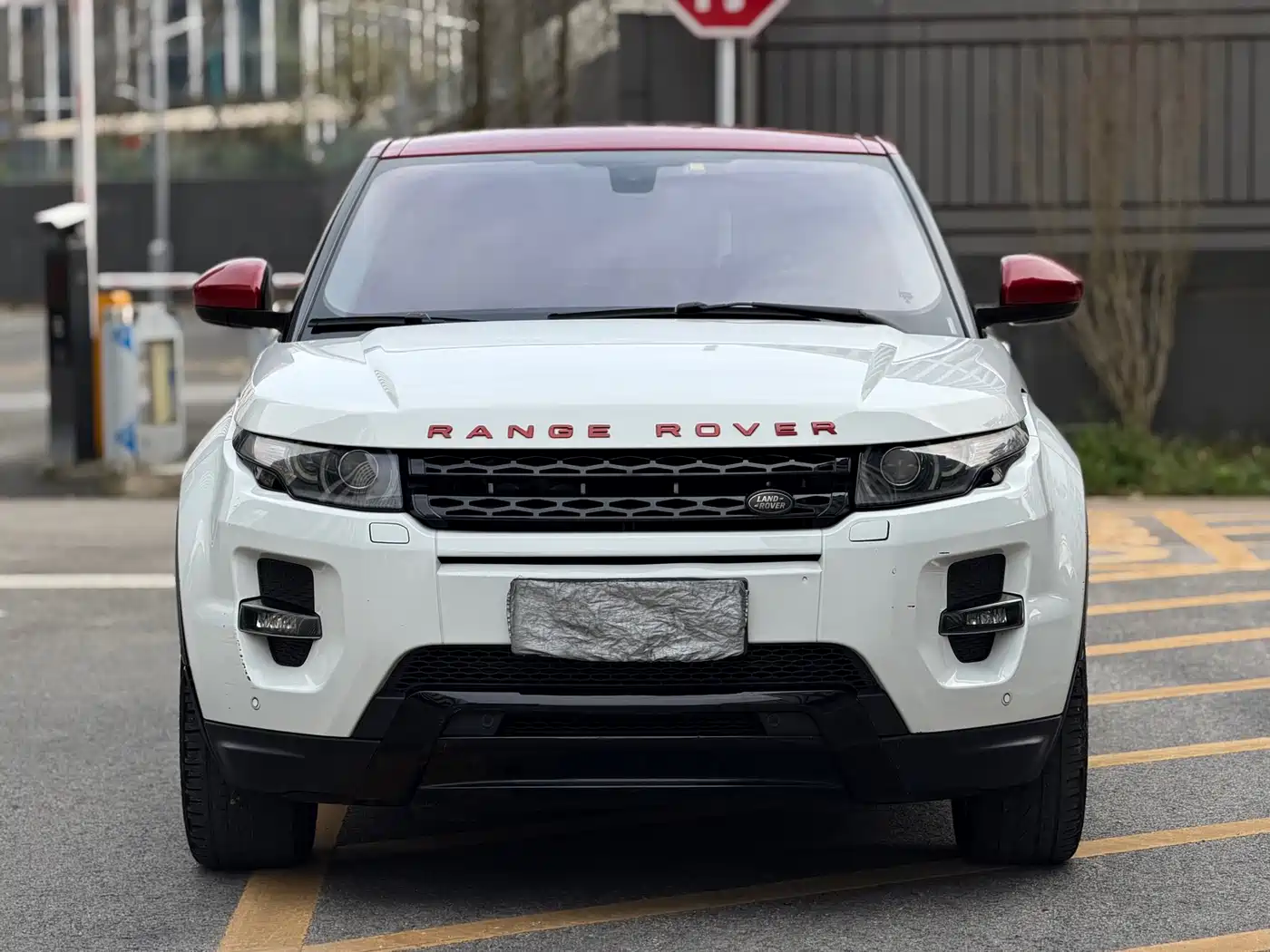 Land Rover Range Rover Evoque (Import) 2015 2.0T NW8 Brit Limited Edition фото 2