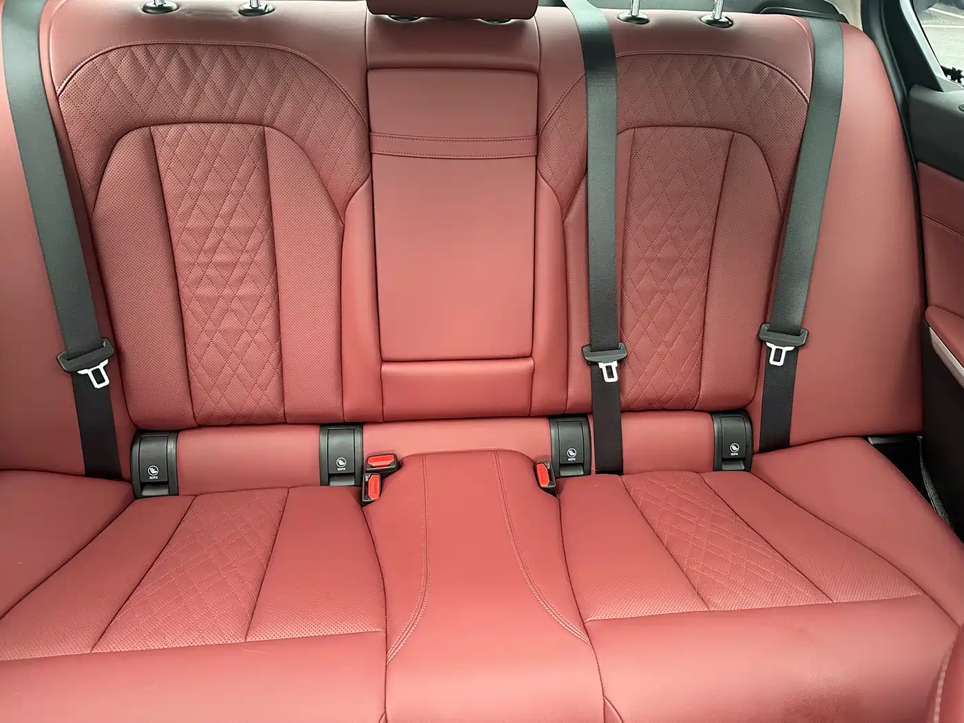 BMW i3 2024 eDrive 35 L фото 14