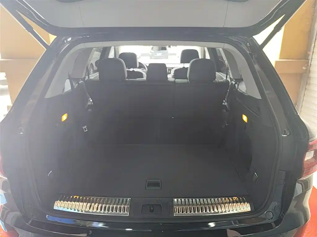 Hongqi HS7 2022 2.0T DCT 2WD ZhiLian QiXiang Edition 7-seater фото 19