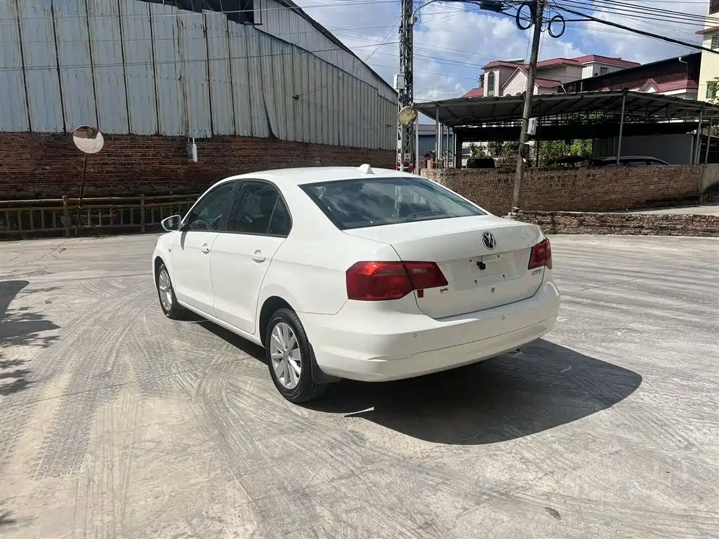 Volkswagen Jetta 2015 Value Edition 1.6L Automatic Fashion фото 4