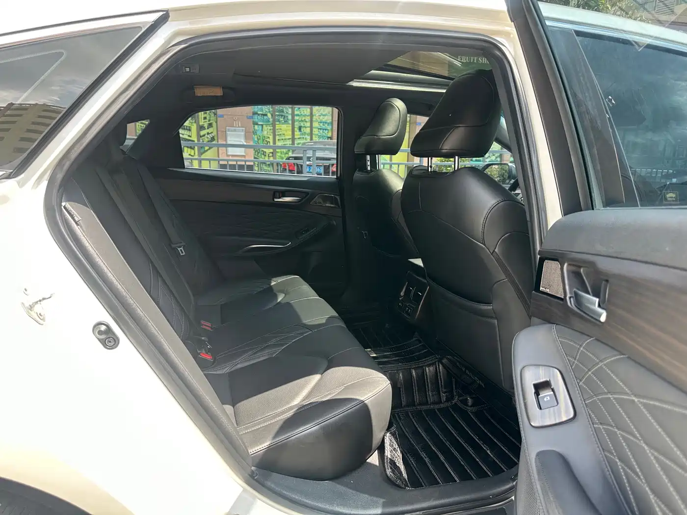 Toyota Avalon 2019 2.5L Touring Premium (China V) фото 10
