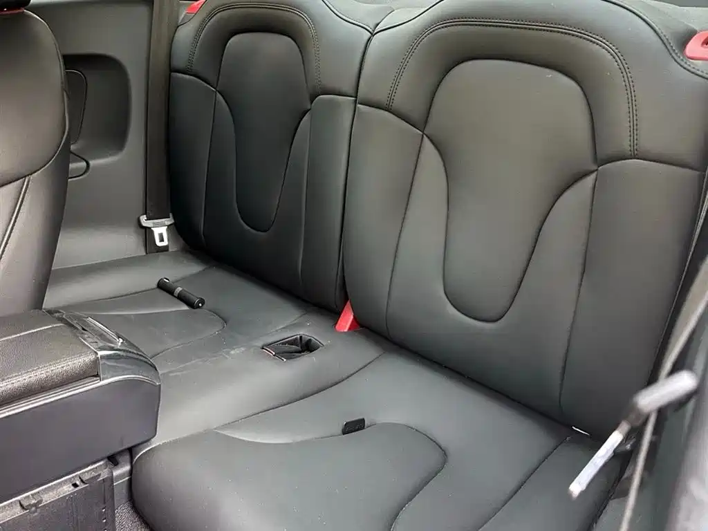 Audi TT 2011 TT Coupe 2.0TFSI фото 6