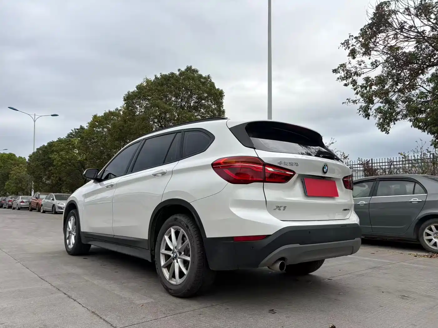 BMW X1 2019 sDrive18Li Fashion Model фото 7