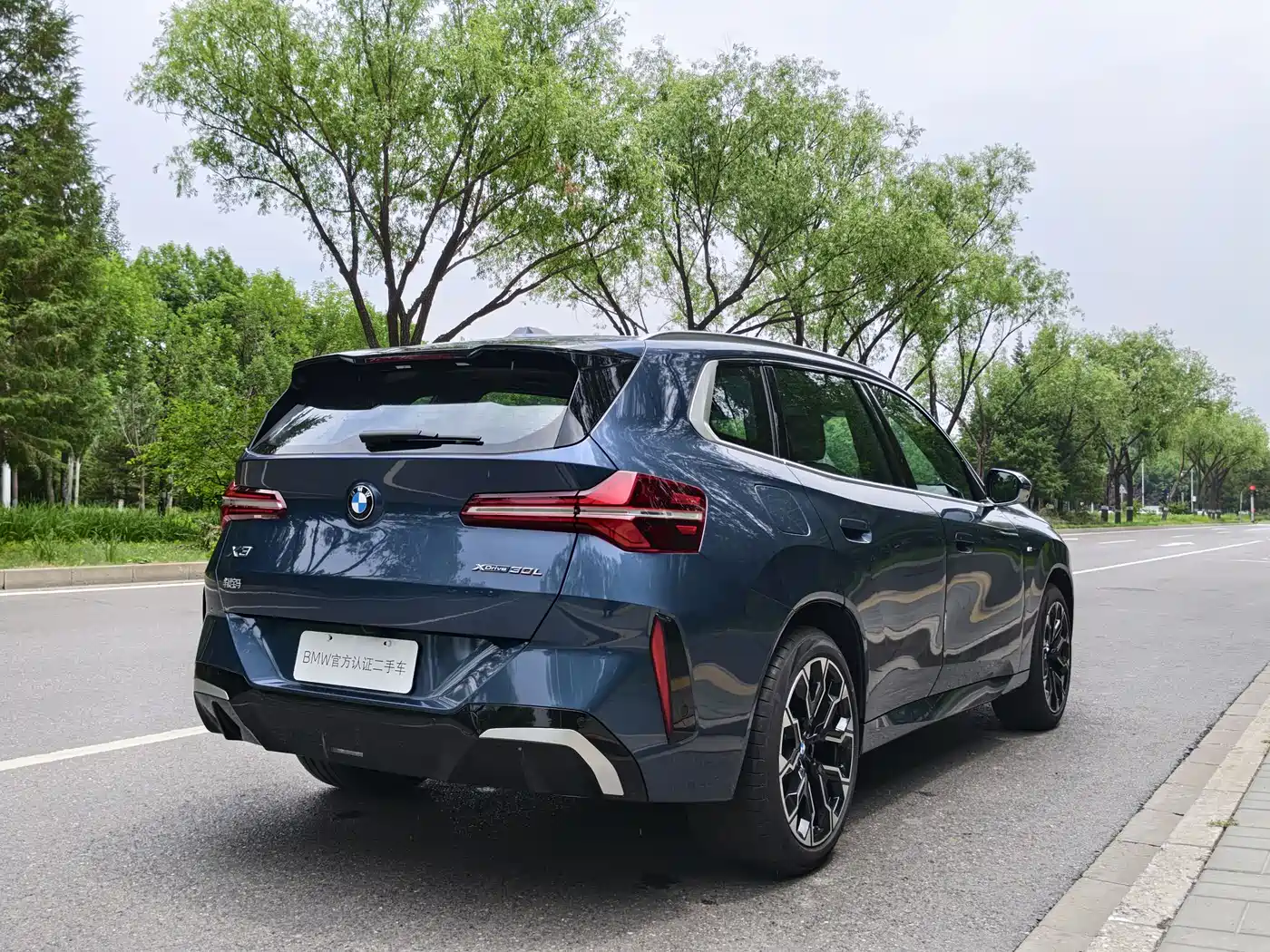 BMW X3 2025 xDrive30L Premium M Sport Package фото 12