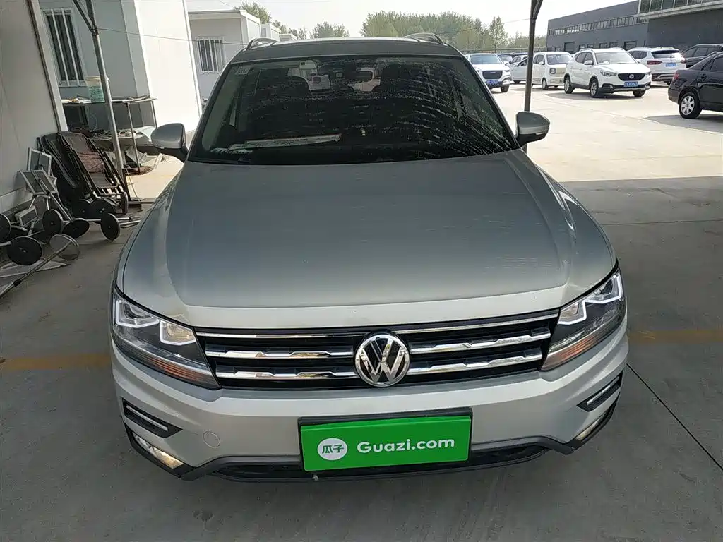 Volkswagen Tiguan L 2018 330TSI Automatic 2WD Luxury Edition фото 3