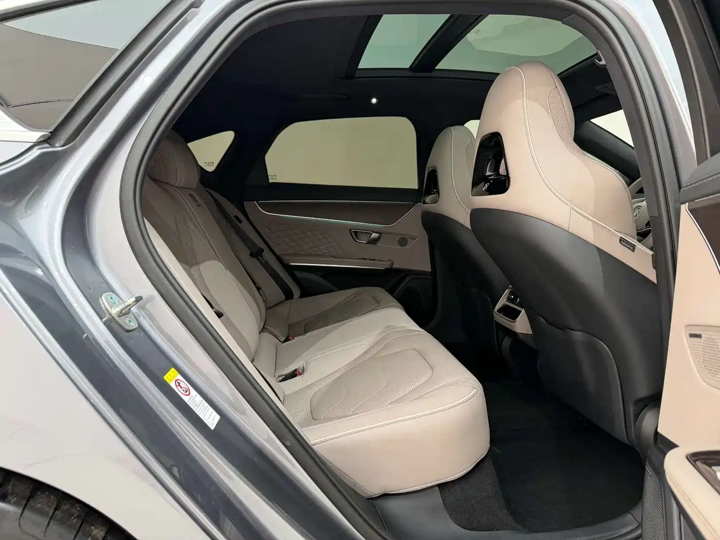 BYD Han 2024 EV Glory Edition 610KM AWD Celestial Eye Smart Driving фото 17