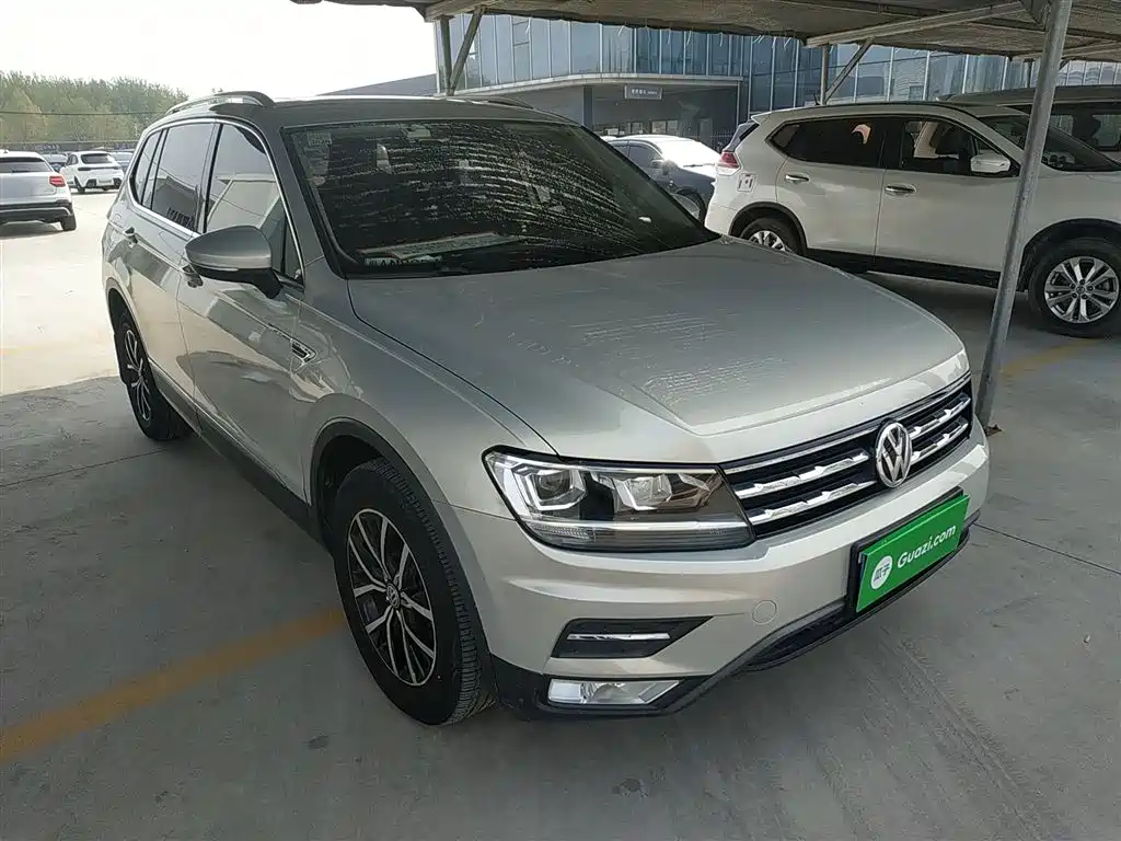 Volkswagen Tiguan L 2018 330TSI Automatic 2WD Luxury Edition фото 4