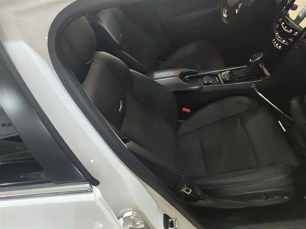 Cadillac ATS-L 2017 28T Technology фото 20